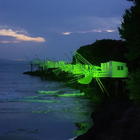 Ponta Holiday home Royan